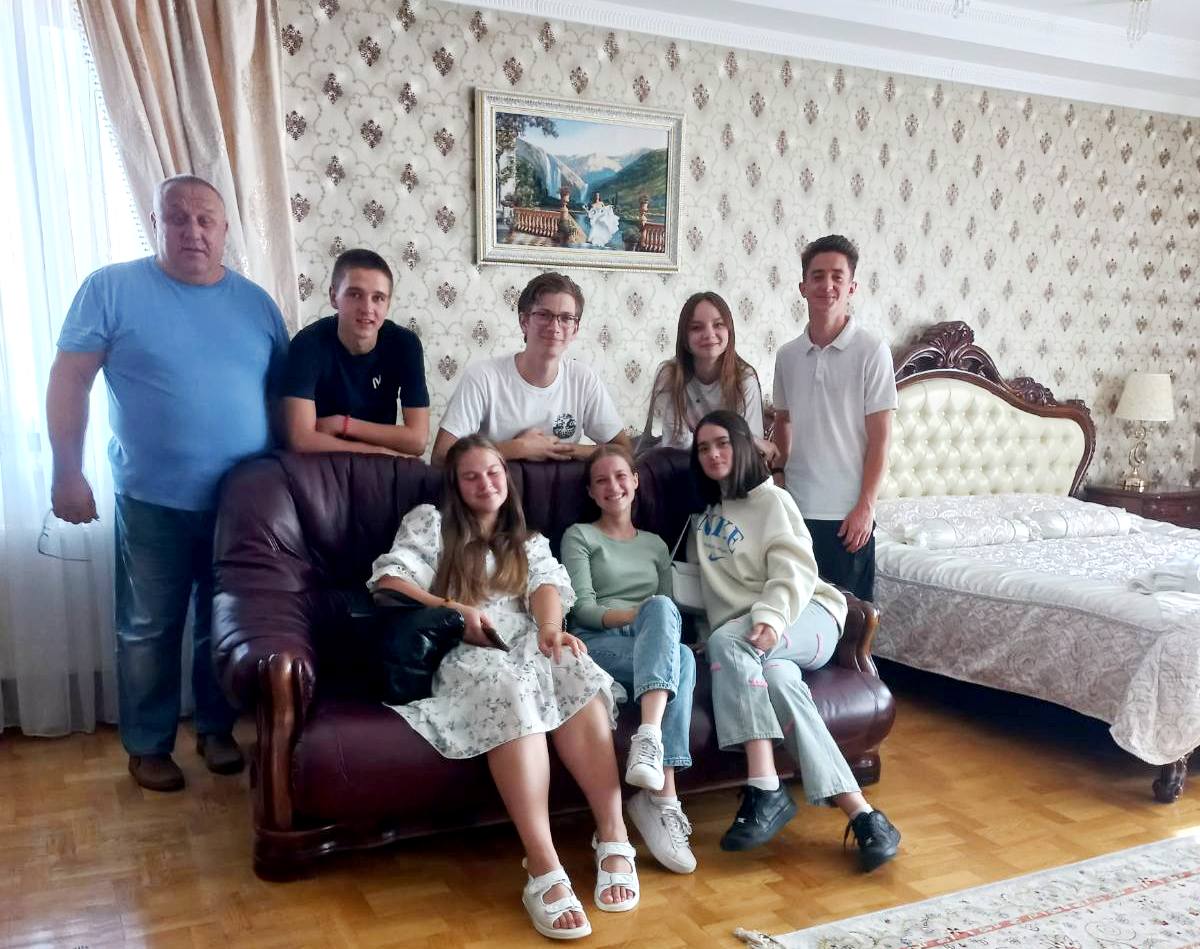 У "Президенському номері" У "Президенському номері"